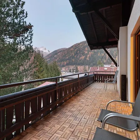 Σαλέ Chalet In In Carinthia Near Ski Area Mallnitz